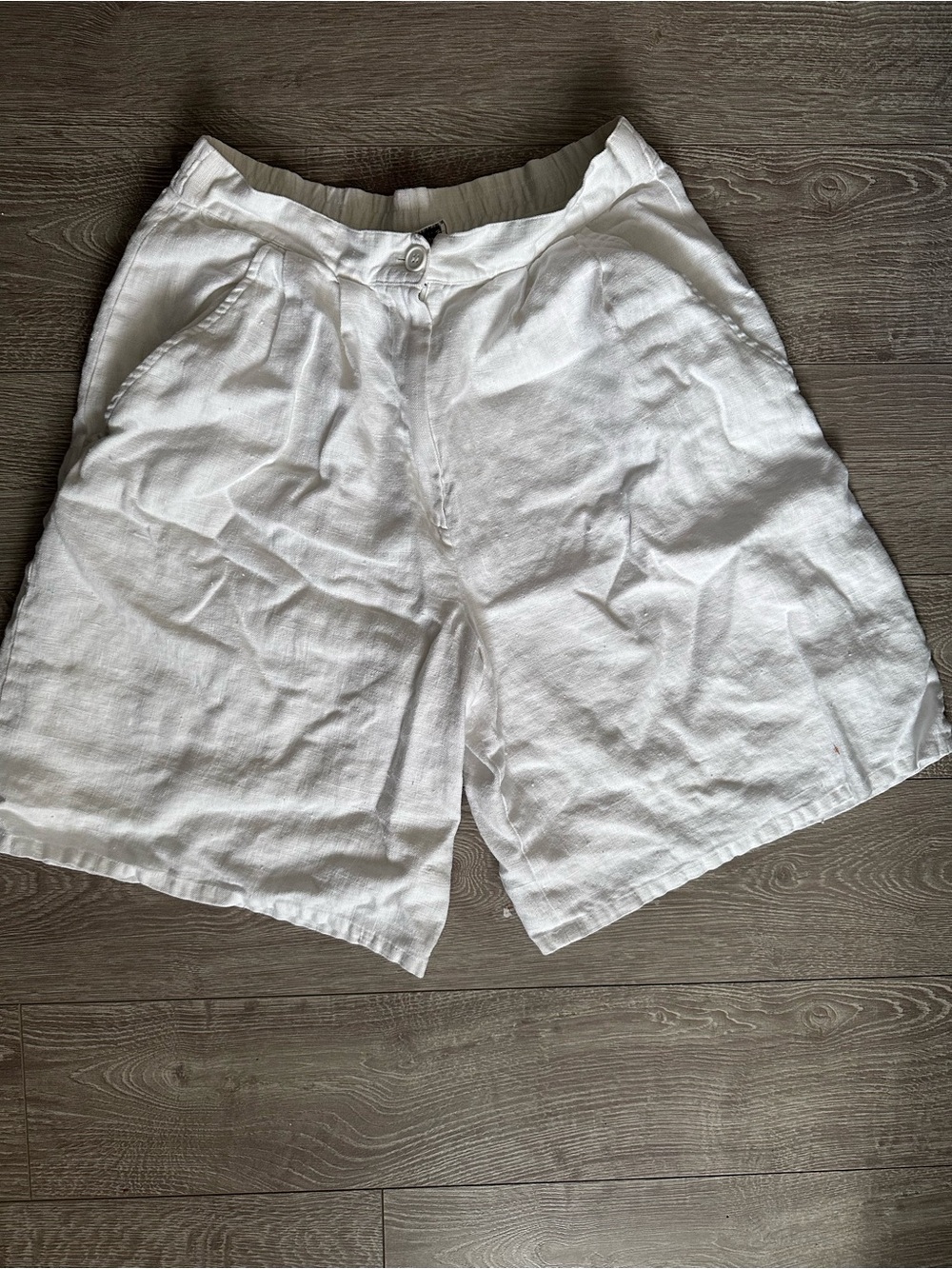 Vintage Oleg Cassini White Linen Casual Shorts